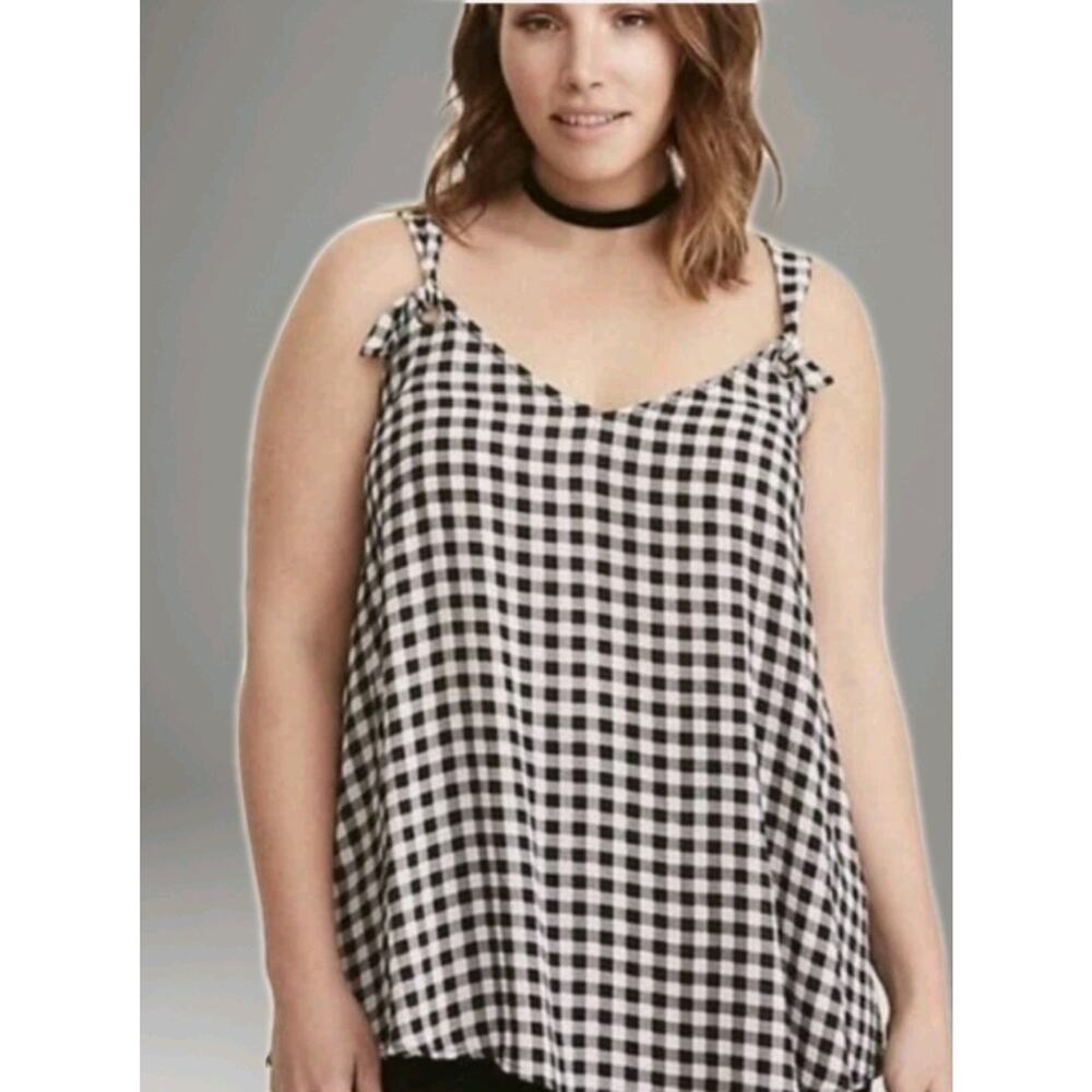 Torrid black and white Gingham Flowy tank top 2X